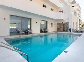 Rodos White, hotel con estacionamiento en Rodas