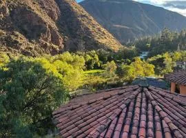 River House Urubamba - Mountain View Bungalows & River Access