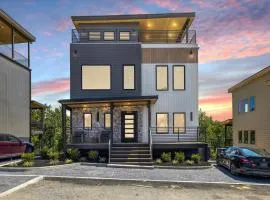 New Roof Top Patio Home Wpool, Hot Tub & Game Rm