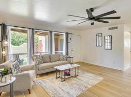 Pool and Hot Tub Access! Catalina Foothills Condo, hotel i Tucson