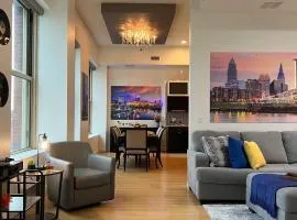Downtown Cleveland- Steps to Sports & Events condo
