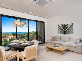 Costa Elena at Naumi, Ocean Views & Beach Club