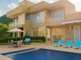 Casa Familiar con Piscina, BBQ, Bicicletas
