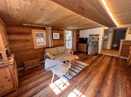 Studio de charme "Chez Alice" aux Haudères, hotell sihtkohas Evolène