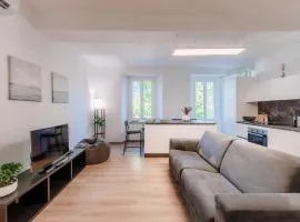 Lucia Cozy Flat at few steps by Lake Como