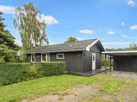 6 person holiday home in Juelsminde-By Traum