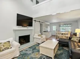 Charming Seabrook Island Retreat home