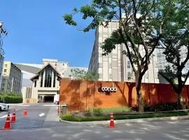 Studio Near Central Festival Includes Street Parking