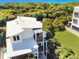 Beachside House in Sebel Resort