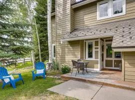 Hike, Ski and Golf Fully Renovated Edwards Townhome