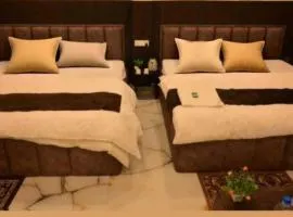 HOTEL SHRI RAGHAV JI INN guest house near Mandir Beniganj Road Ayodhya Dham