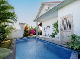 Taman Lima Villa Pererenan - Canggu, hotel v destinaci Munggu