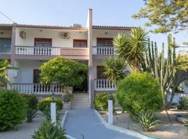 Makiaris Villa