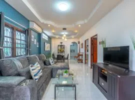 Serenity Holiday Villa 1 D Karon Beach