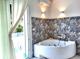 Blue Life, sea-luxury rooms on the beach between Palermo and Cefalu'