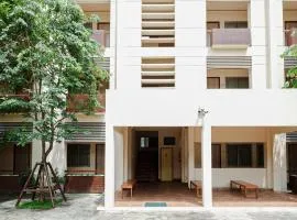 Thongpoon Apartment