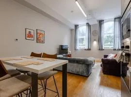 Modern City Centre Apartment