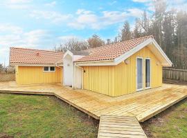 10 person holiday home in Rudkøbing, hotel a Spodsbjerg