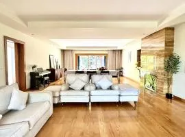 5 Rooms Party Villa, 10 mins to Beach