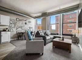 CLE 2BDR with Comfort & Conveniences Inside & Out
