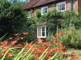ROSE COTTAGE