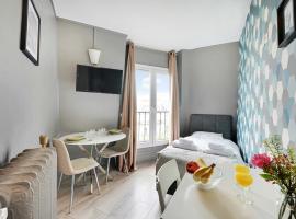 Modern studio - 1P- Canal Saint-Martin、パリのホテル