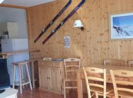 Chalet Mitoyen Duplex 3 Pièces, 6 Personnes, Résidence Le Hameau du Puy, Superdevoluy - FR-1-504-465
