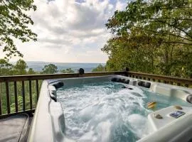 Paradise Found - Lookout Mt Edge, Hot Tub & Views