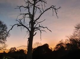 Acorns and Quackers Self Catering, hotel v destinaci Underberg