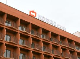 Nomad Camp Hotel, hotel con pileta en Kaji-Say