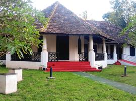 Anna's Heritage bungalow、アレッピーのホテル