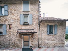 Locanda Vecchio Caseificio, hotel with hot tubs in Toano
