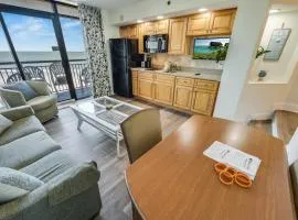Low Floor 1BR, Direct Oceanfront Beautiful, Pools!