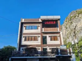Jace's Travellers Inn