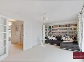 Wokingham - Three Bed House - Garden