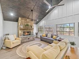 Lakeside Lodge on Bluegill- Arcade, Dock, FirePit