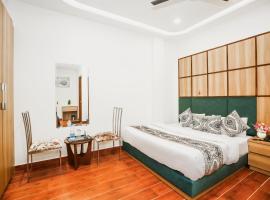 Hotel Platinum Stay InHouse Sanjha Chulha Restaurant, place to stay in Amritsar