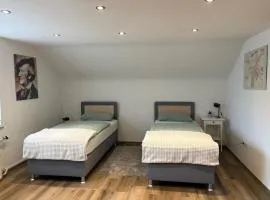 Zimmer für 2 Personen zu vermieten