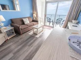 Amazing Direct Oceanfront Views - Luxurious Suite!