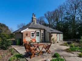 South Lodge
