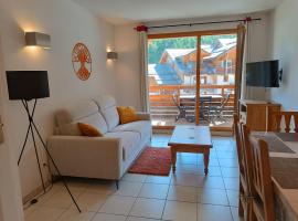 T2 Les orres 1800 pied des pistes avec piscine, hotel v destinaci Les Orres