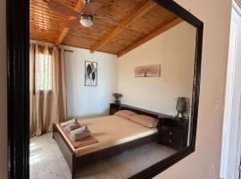 Ziras Traditional Villa，&Aacute;no V&aacute;thia的小屋