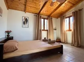 Ziras Traditional Villa