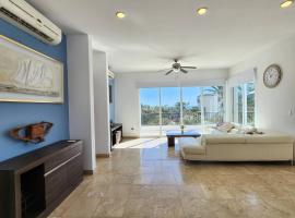 Wonderful 3Bed-2.5 Baths-Priv.Pool & BeachAccess, hotell i El Pueblito