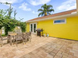 Canal-Front Retreat 4 Mi to Jacksonville Beach!