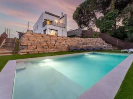 Piscina & BBQ Cerca Costa Brava, hotel in Tordera