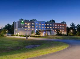 Holiday Inn Express Queensbury-Lake George Area by IHG, hotel in Queensbury