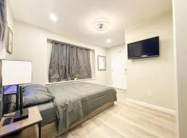 Town & Country Andover, NJ Area- Studio Unit