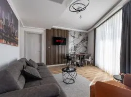 20th Floor Amazing View, Spa & Fitness Parking APT