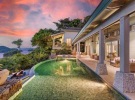 Papagayo Villa w Ocean Views and 2 Private Pools, Hotel in Nacascolo